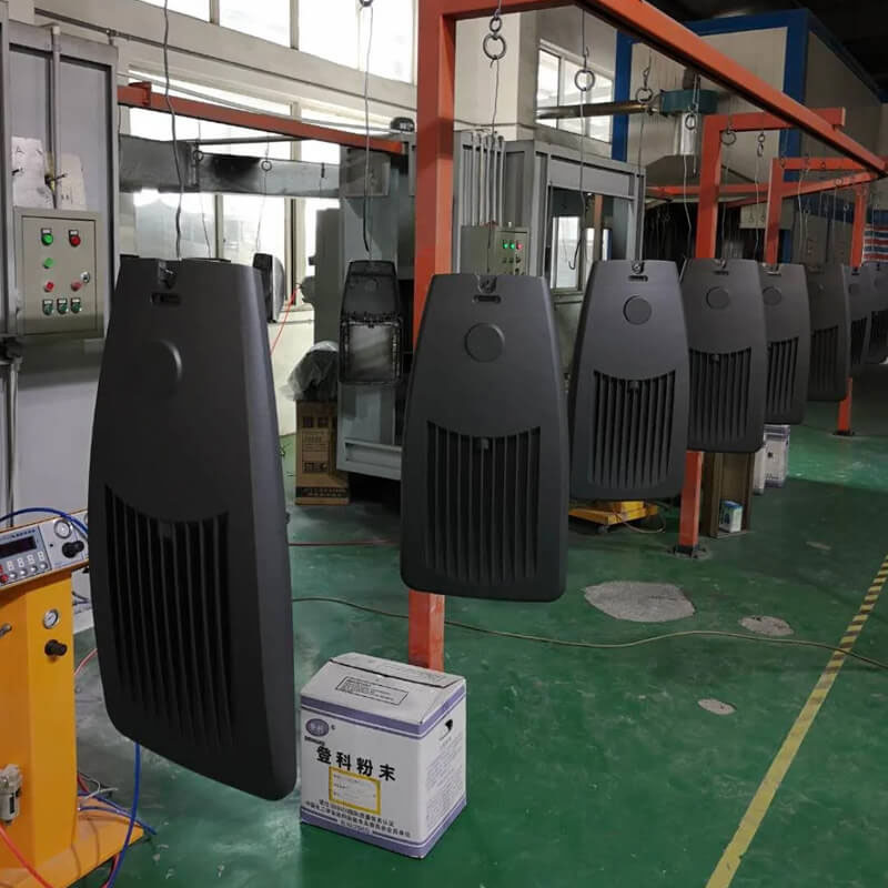 How to spray powder on LED street light housing ? როგორ შევისხუროთ ფხვნილი LED ქუჩის განათების კორპუსზე?